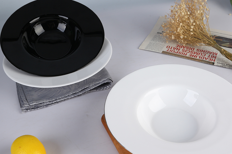 Pasta plates & bowls