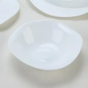 1-NCW60T-SHULOPAL-opal-glass-bowls-6inch-clover.webp