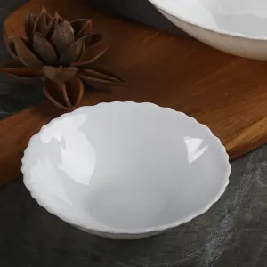 1-NHQW55T-SHULOPAL-white-opal-glass-tableware-5.5inch-individual-bowl-spinning.webp