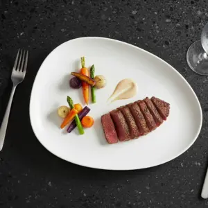 1-RLYP130X-SHULOPAL-glass-serving-plate-13inch-reuleaux.webp