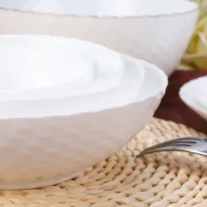 1-WVW60Q-SHULOPAL-opal-glass-snack-bowl-weave-6inch.webp