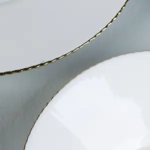 2-CLSP80AX-SHULOPAL-tempered-opal-glass-8inch-streams.webp